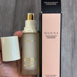 Gucci Sérum De Beauté Mattifying Primer - Cream and Gold